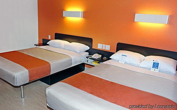 Motel 6-Long Beach, Ca - Los Angeles Εξωτερικό φωτογραφία