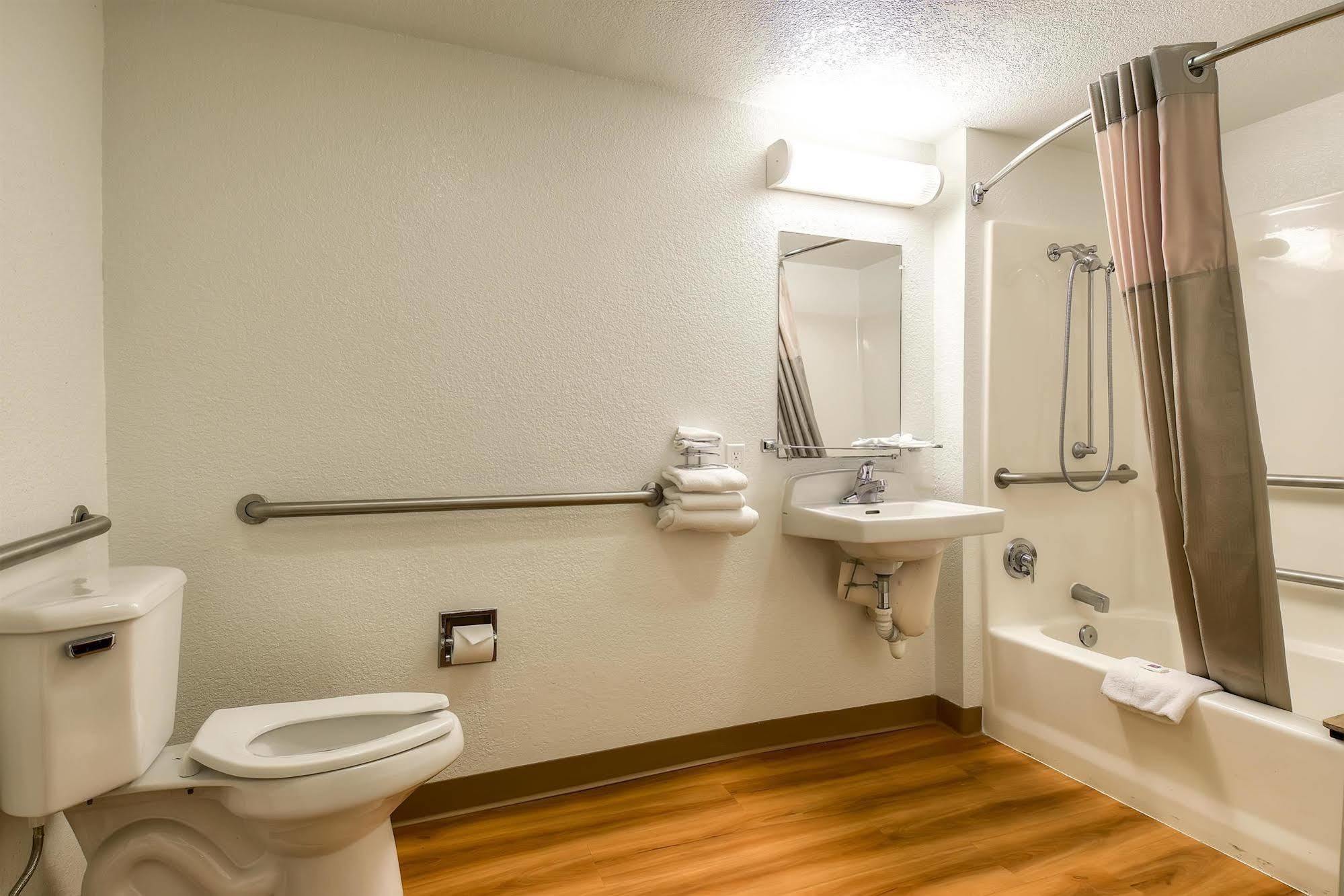 Motel 6-Long Beach, Ca - Los Angeles Εξωτερικό φωτογραφία