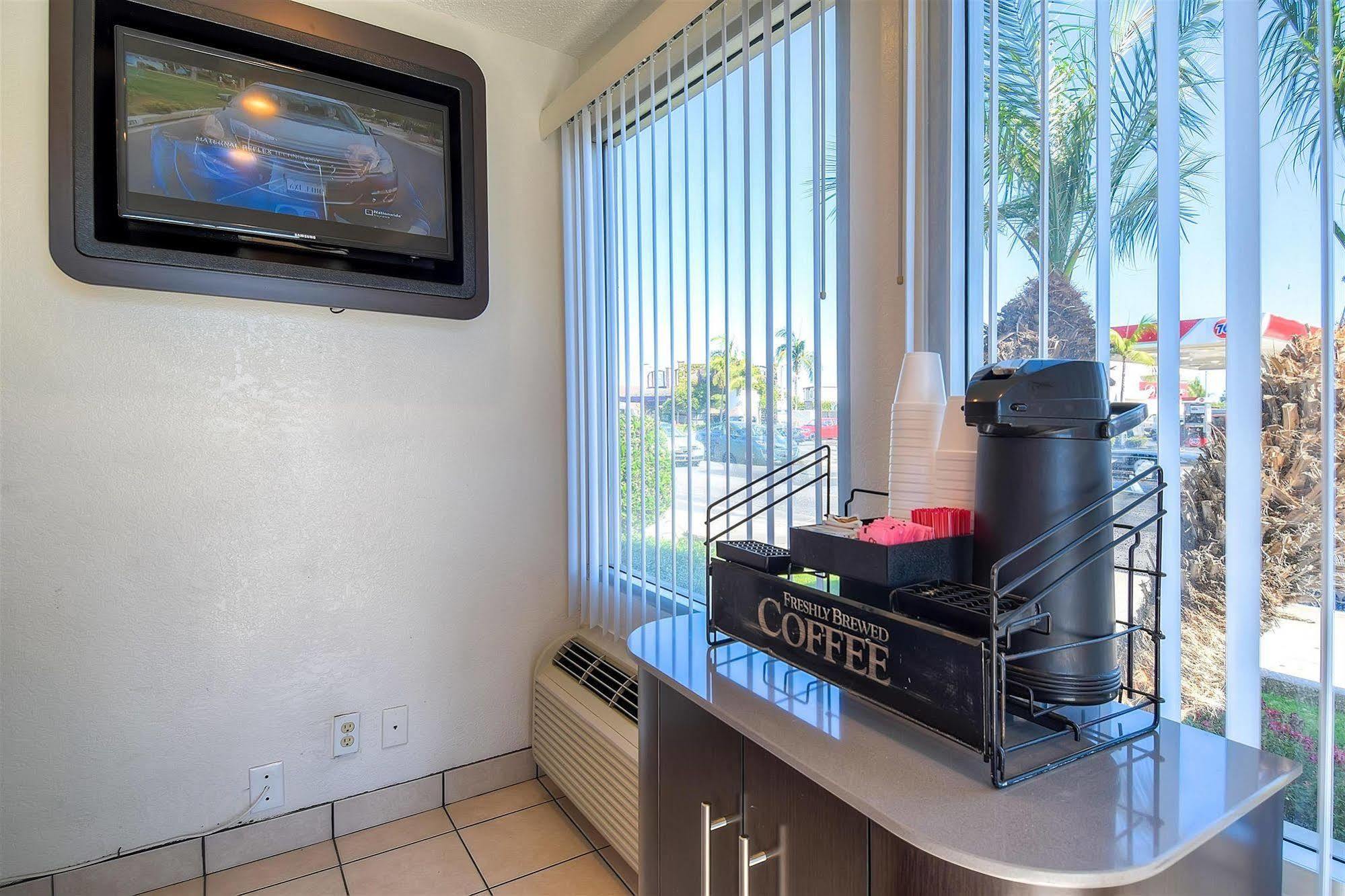 Motel 6-Long Beach, Ca - Los Angeles Εξωτερικό φωτογραφία